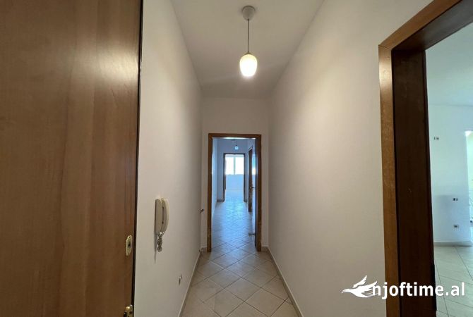 Shtepi ne shitje 2+1 ne Tirane - 175,000 Euro