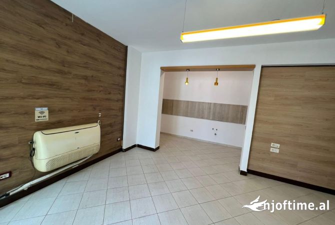 Shtepi ne shitje 2+1 ne Tirane - 175,000 Euro