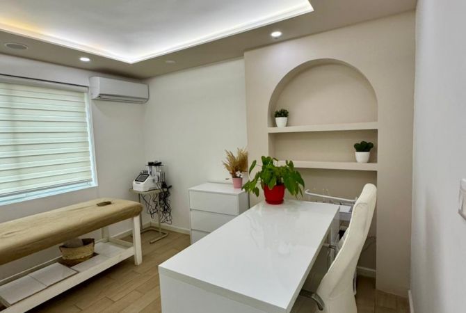 Ambient biznesi me qera 1+1 ne Tirane - 750 Euro