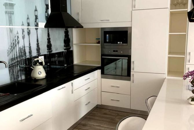 Shtepi me qera Apartament ne Tirane, 2+1, Mobilimi E mobiluar, Pagesa 550  Euro.