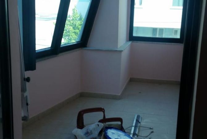 Business Property for Rent 3+1 in Tirana - 1,500 Euro