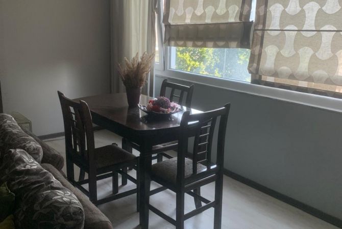 Shtepi me qera Apartament ne Tirane, 2+1, Mobilimi E mobiluar, Pagesa 650  Euro.