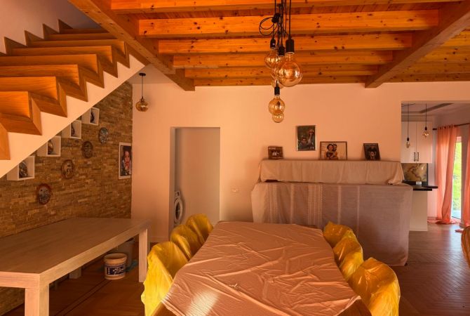 Shtepi ne shitje 3+1 ne Tirane - 600,000 Euro