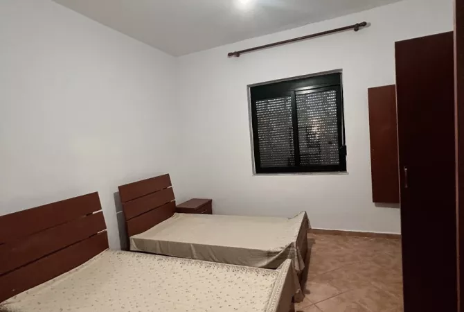 Shtepi ne shitje Shtepi Private ne Tirane, 5+1, Mobilimi E mobiluar, Pagesa 320,000  Euro.