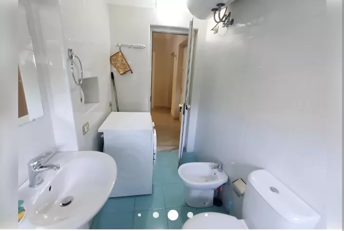 Shtepi me qera Apartament ne Tirane, 2+1, Mobilimi E mobiluar, Pagesa 500  Euro.