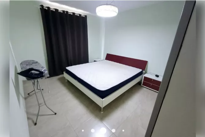 Shtepi me qera Apartament ne Tirane, 2+1, Mobilimi E mobiluar, Pagesa 500  Euro.