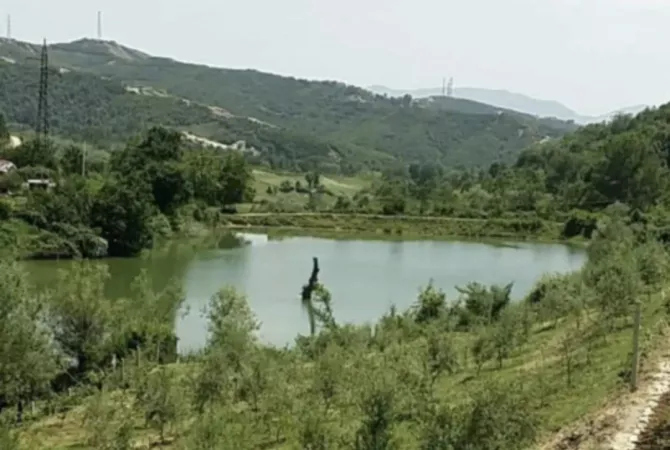 Truall ose Toke  ne Durres - 110,000 Euro