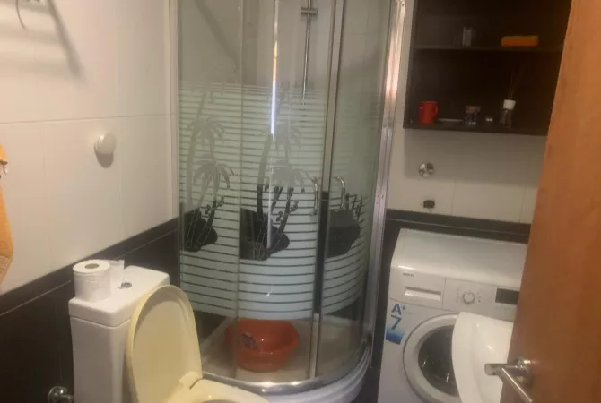 Shtepi me qera Apartament ne Tirane, 2+1, Mobilimi E mobiluar, Pagesa 600  Euro.