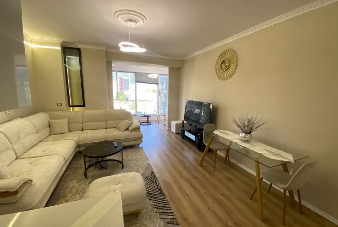 Shtepi me qera 1+1 ne Tirane - 700 Euro