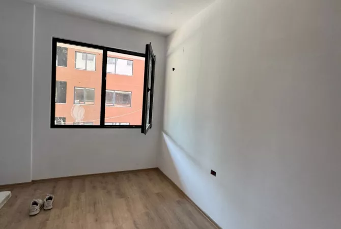 Shtepi ne shitje 2+1 ne Tirane - 183,000 Euro
