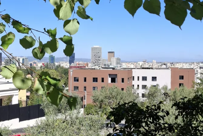 Shtepi ne shitje 2+1 ne Tirane - 185,000 Euro
