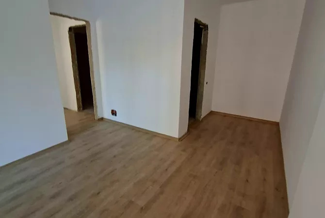 Shtepi ne shitje 2+1 ne Tirane - 185,000 Euro