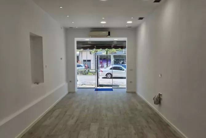 Ambient biznesi ne shitje 1+1 ne Tirane - 270,000 Euro