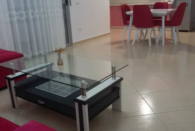 Shtepi me qera 1+1 ne Vlore - 450 Euro