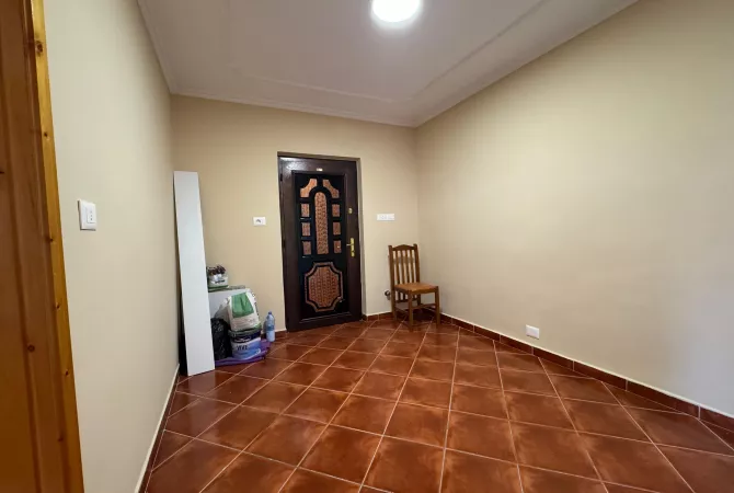 Shtepi ne shitje 1+1 ne Tirane - 138,000 Euro