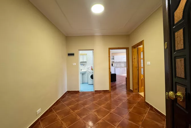 Shtepi ne shitje 1+1 ne Tirane - 138,000 Euro
