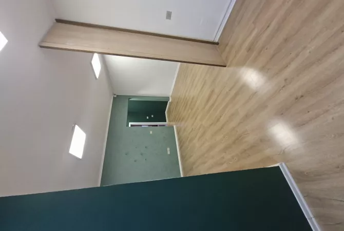 AMBIENT 1+1 ME QIRA PER ZYRA SHESHI WILLSON