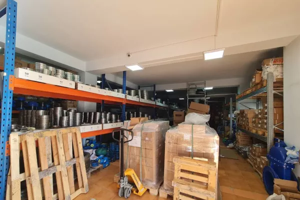 Ambient biznesi ne shitje 4+1 ne Tirane - 1,300,000 Euro