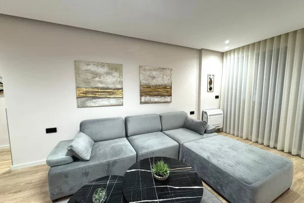 Casa in affitto 2+1 a Tirana - 1,500 Euro