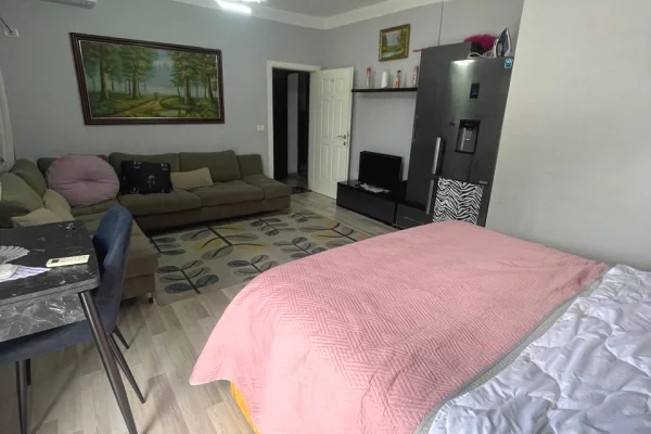 Shtepi me qera Garsoniere ne Tirane - 510 Euro