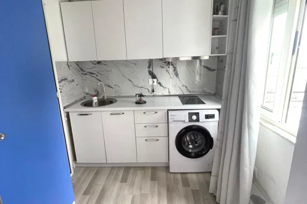 Shtepi me qera Apartament ne Tirane, Garsoniere, Mobilimi E mobiluar, Pagesa 510  Euro.