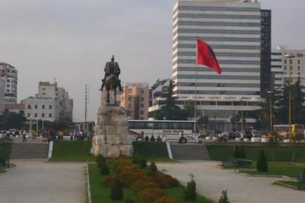 Business Property in Sale 1+1 in Tirana - 440,000 Euro