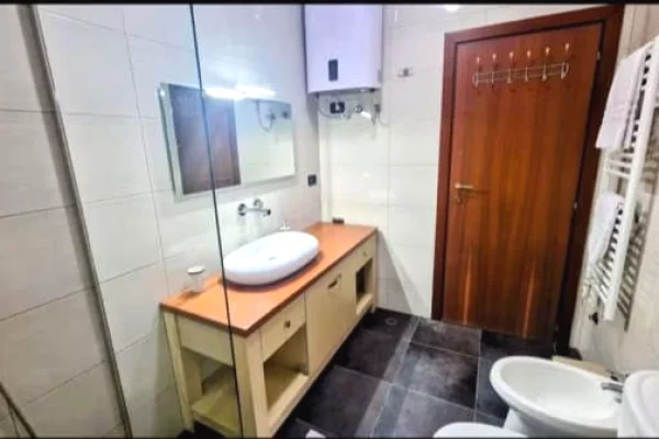 House for Rent 2+1 in Tirana - 900 Euro