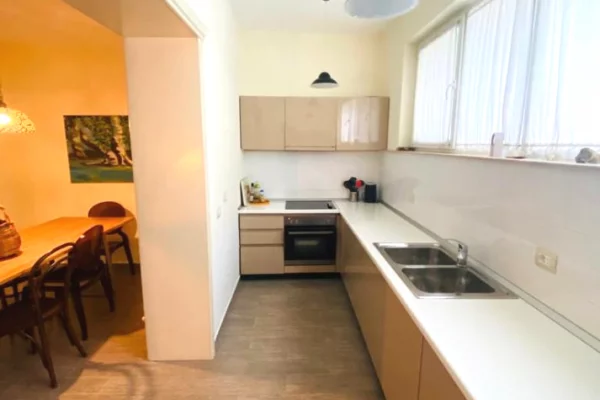 Shtepi ne shitje 2+1 ne Tirane - 258,000 Euro