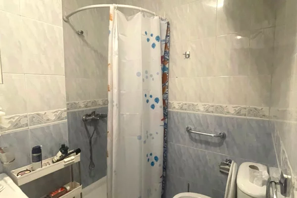 Shtepi me qera 1+1 ne Tirane - 470 Euro