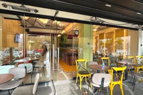 Ambient biznesi ne shitje 2+1 ne Tirane - 638,600 Euro