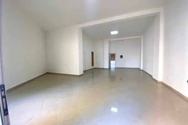 Ambient biznesi ne shitje 1+1 ne Tirane - 155,000 Euro