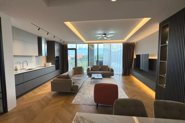 Shtepi ne shitje 2+1 ne Tirane - 650,000 Euro