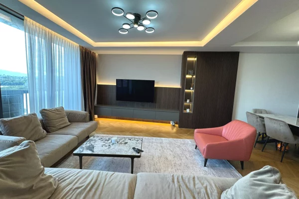 Shtepi ne shitje 2+1 ne Tirane - 650,000 Euro