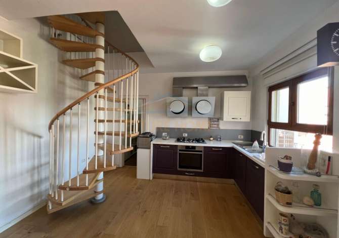 Shtepi me qera 3+1 ne Tirane - 800 Euro