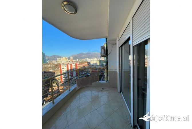 Shtepi me qera 2+1 ne Tirane - 800 Euro