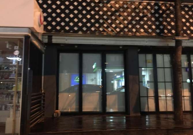 Ambient biznesi me qera 1+1 ne Tirane - 1,270 Euro