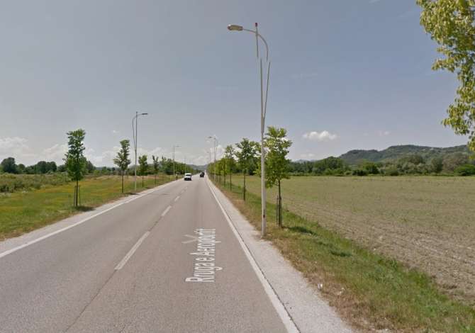 Truall ose Toke ne Tirane - 162,500 Euro
