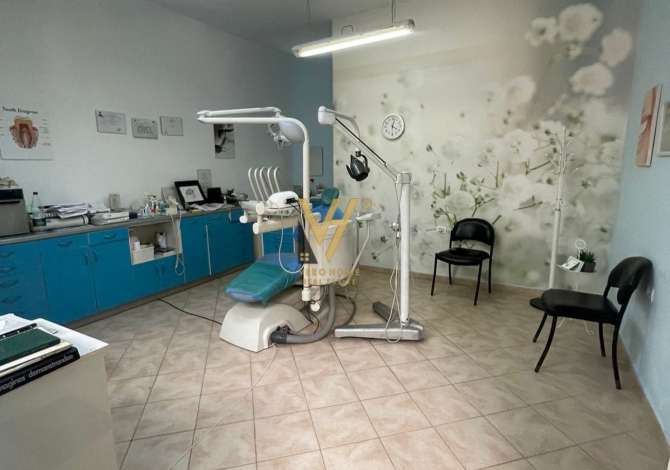Ambiente Commerciale in Vendita 1+1 a Tirana - 110,000 Euro