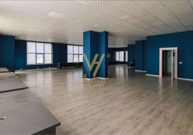 Ambient biznesi ne shitje 3+1 ne Tirane - 648,000 Euro