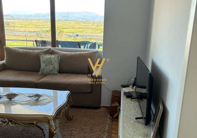 Shtepi ne shitje Shtepi Private ne Fier, 5+1, Mobilimi E mobiluar, Pagesa 200,000  Euro.