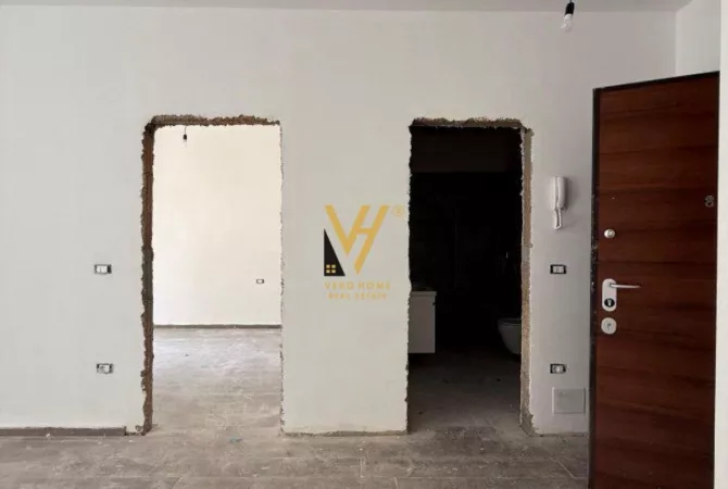 Ambjent biznesi me qera 3+1 ne Tirane - 450 Euro