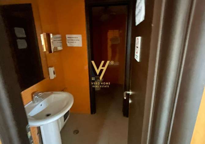 Ambient biznesi me qera 1+1 ne Tirane - 2,500 Euro