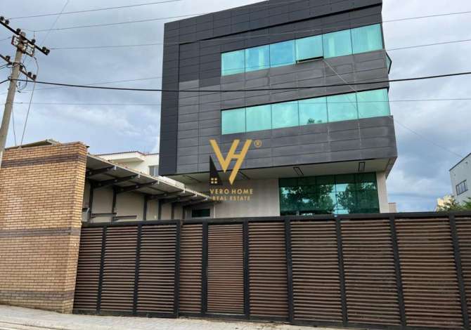 Ambient biznesi me qera 4+1 ne Tirane - 6,000 Euro
