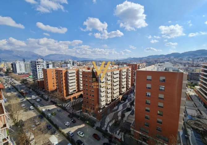 Ambient biznesi ne shitje 1+1 ne Tirane - 498,000 Euro