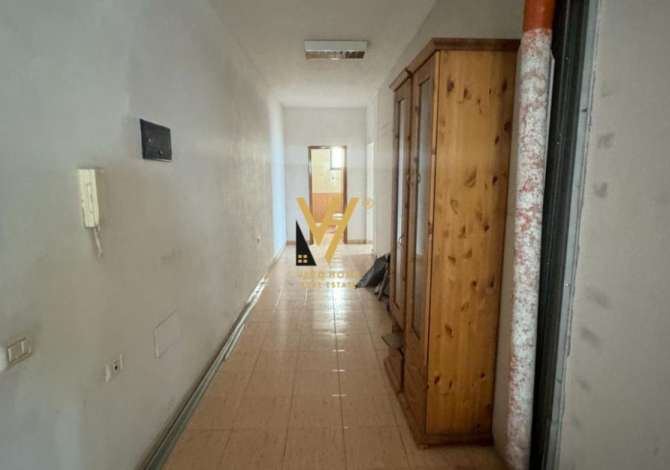 Ambient biznesi me qera 3+1 ne Tirane - 1,800 Euro