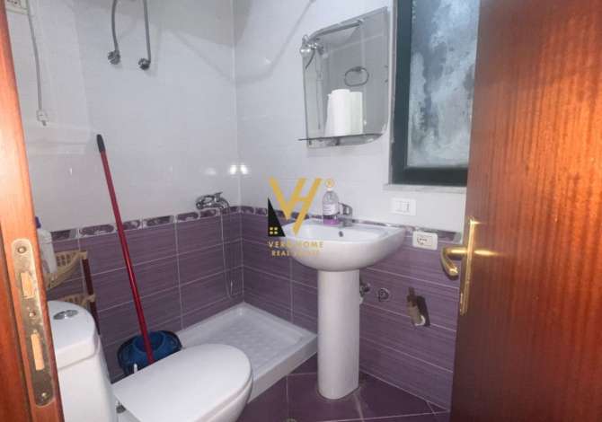 JEPET ZYRE 150 M2 ME QERA TE BLLOKU , RR. PERLAT REXHEPI 1.500 EURO