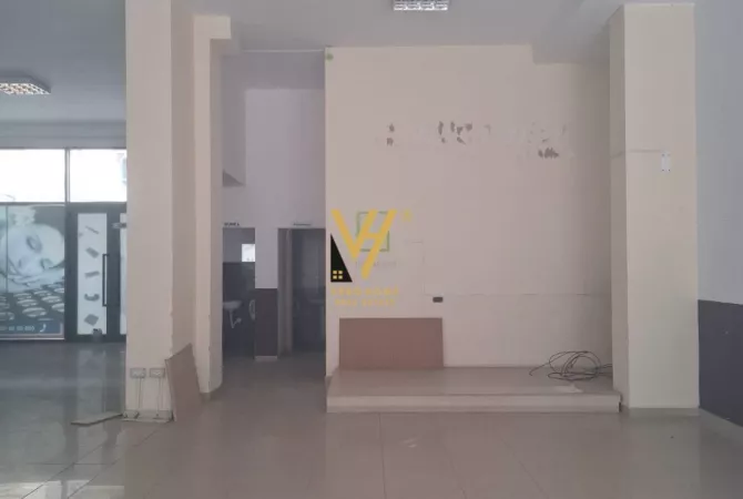 Ambient biznesi me qera 1+1 ne Tirane - 1,000 Euro