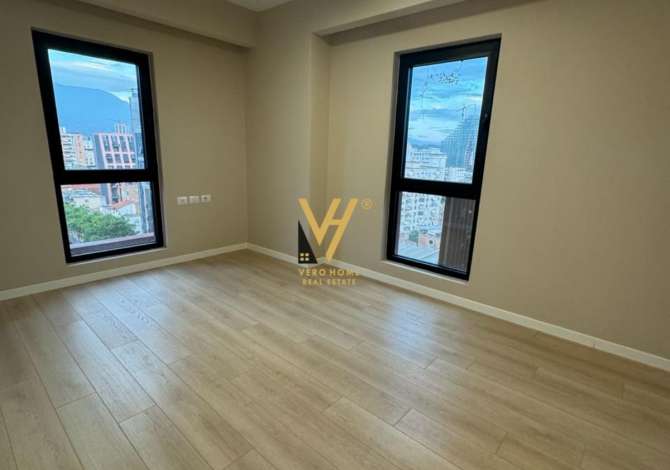 JEPET ZYRE 165 M2 ME QERA TE GARDEN BUILDING, RRUGA E KAVAJES 1.400 EURO