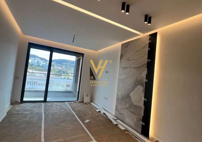 Ambient biznesi me qera 3+1 ne Tirane - 1,000 Euro