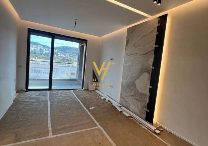 Ambient biznesi me qera 3+1 ne Tirane - 1,000 Euro